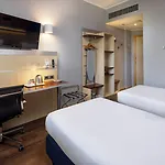 호텔 Express By Ihg