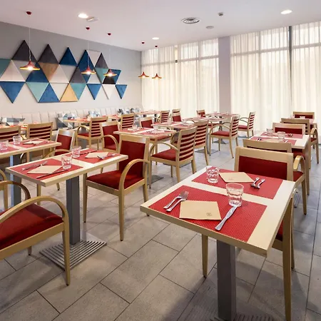 Отель Express By Ihg