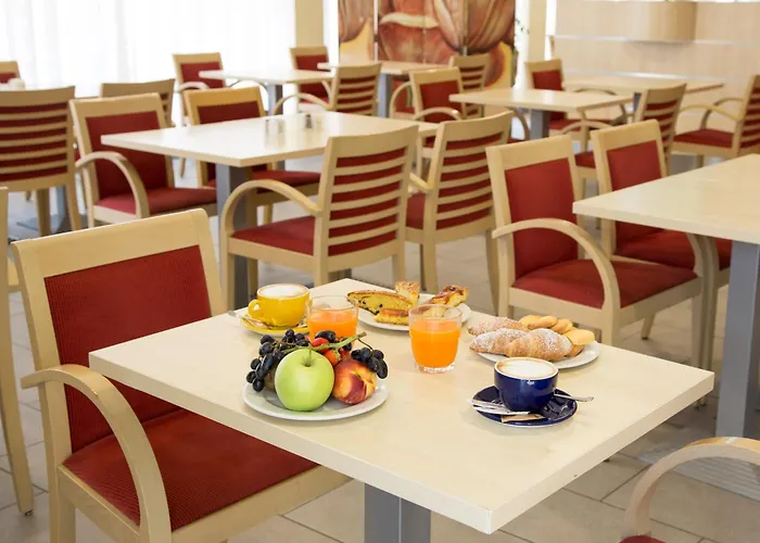 Express By Ihg Parma