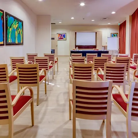 Express By Ihg 3* Parme
