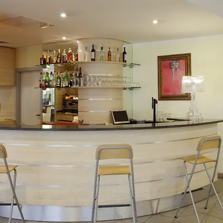 Hotel Express By Ihg Parma