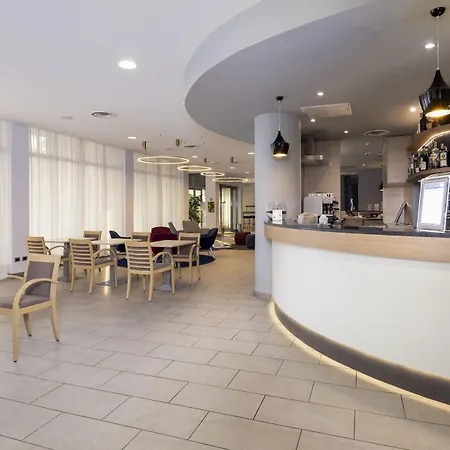 Hotel Express By Ihg 3*