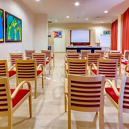 Otel Express By Ihg 3*