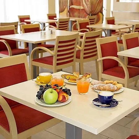 Otel Express By Ihg