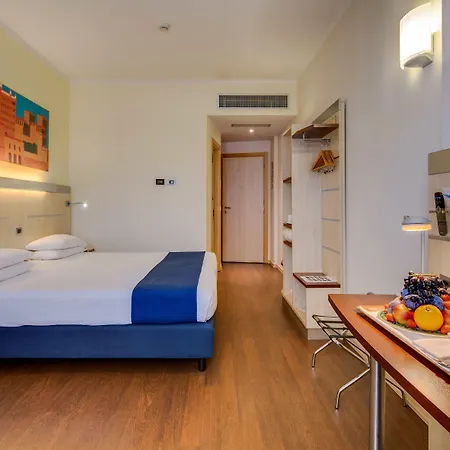 Hotel Express By Ihg 3*