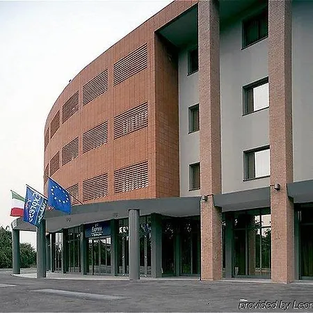 Otel Express By Ihg