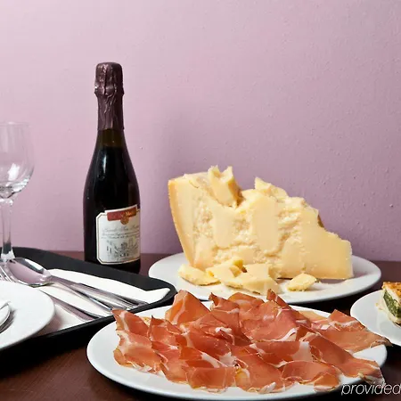 هوليدي إن إكسيرس