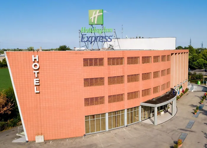Express By Ihg Hotel Parma