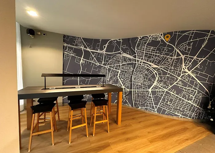 هوليدي إن إكسيرس 3*