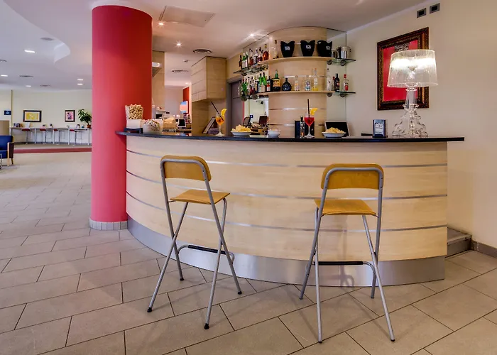 هوليدي إن إكسيرس 3*