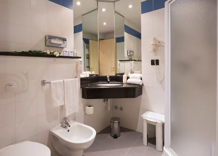 Express By Ihg 3* Parma