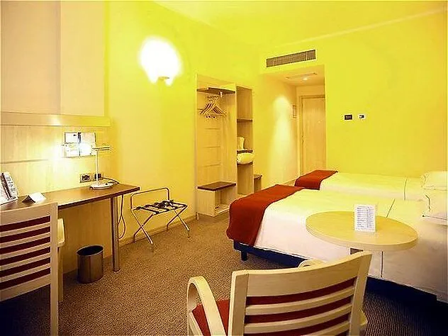 Express By Ihg 3*
