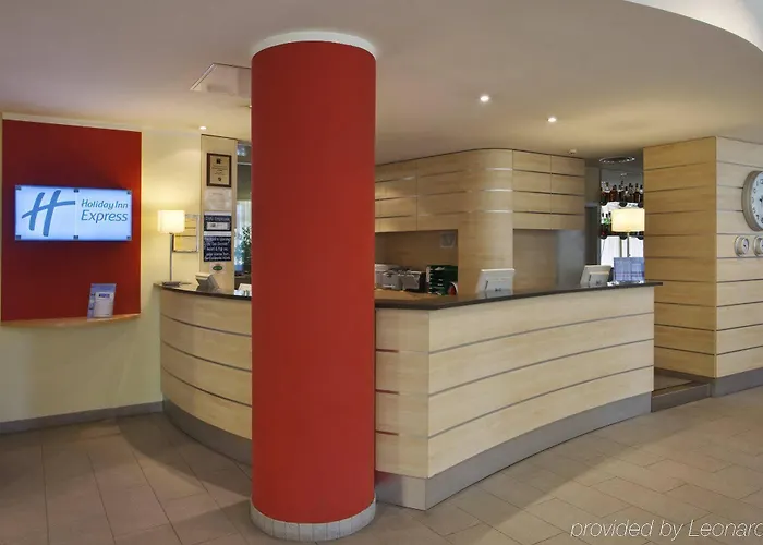 Express By Ihg Hotel Parma